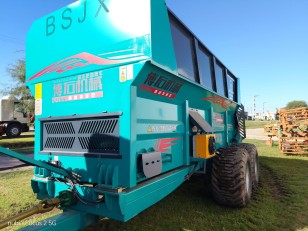 Fertilizadora 20 m3 Boshi