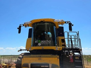 Cosechadora New Holland - 5.85 año 2022