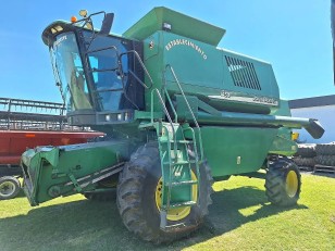 Cosechadora John Deere 1450 año 2004
