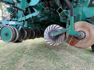 Sembradora Pierobon MIX 3B 1740