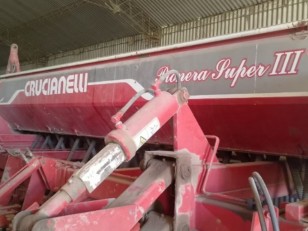 Sembradora Crucianelli Pionera Super III