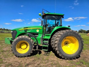 Tractor John Deere 7210 J