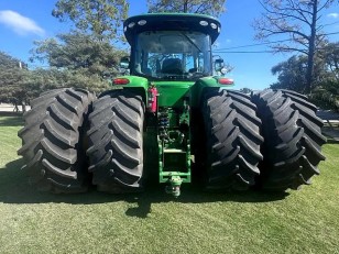 Tractor John Deere 8400 R