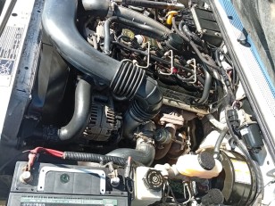 Camioneta FORD Ranger 3.0 Plus - Año 200