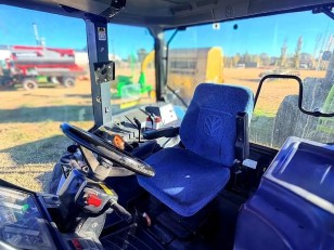 Tractor New Holland 7040 TM
