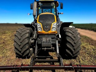 Tractor Valtra BT 170