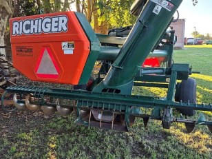 Extractora Richiger EA910 Usada