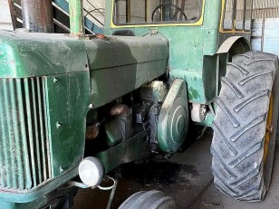 Tractor John Deere 730