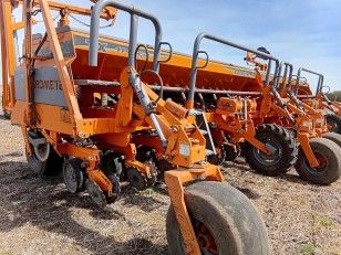 Sembradora Agrometal TX Mega 1852