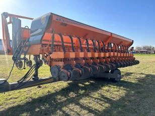 Sembradora Agrometal TX Pivot 1652