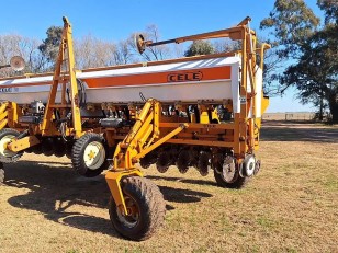 Sembradora Cele Plus 7000 1642