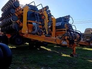 Sembradora Agrometal ADX 4919