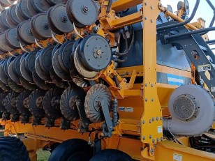Sembradora Agrometal ADX 4919