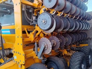 Sembradora Agrometal ADX 4919