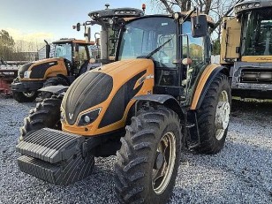 Tractor Valtra A134