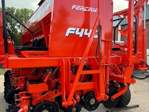 Sembradora Fercam F440 2517