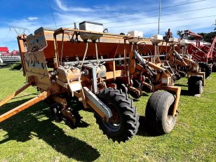 Sembradora Agrometal TX Mega 1070 año 20