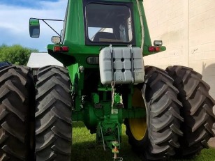 Tractor John Deere 4420 año 1979
