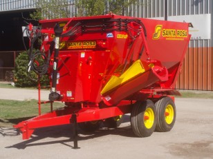 Mixer horizontal de 13 m3 marca Santa Ro