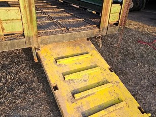 Acoplado Jaula Cavalieri 4x1,90 mts