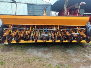 sembradora Agrometal TX 2121 año 1997