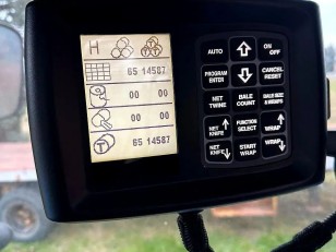 Rotoenfardadora New Holland RB 460