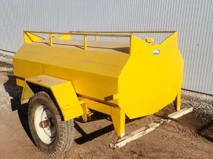 Acoplado Tanque 1500 lts mauro