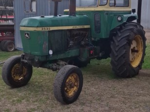 Tractor John Deere 3530
