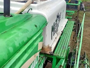 Pulverizadora Metalfor Multiple 2750