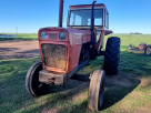 Tractor Fiat 700 Cabinado