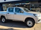 Toyota Hilux DX 2.4