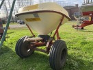Fertilizadora a pendulo Tanzi