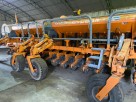 Sembradora Agrometala TX Mega 1652