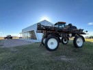Pulverizadora autopropulsada Valtra R535