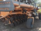 Sembradora Agrometal MX de 33 a 21 CM.
