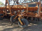 Sembradora Agrometal MX de 33 a 21 CM.